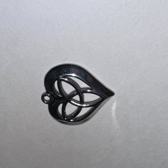 Triquetra Heart Design Sterling Silver Pendant - Picture 4 of 16